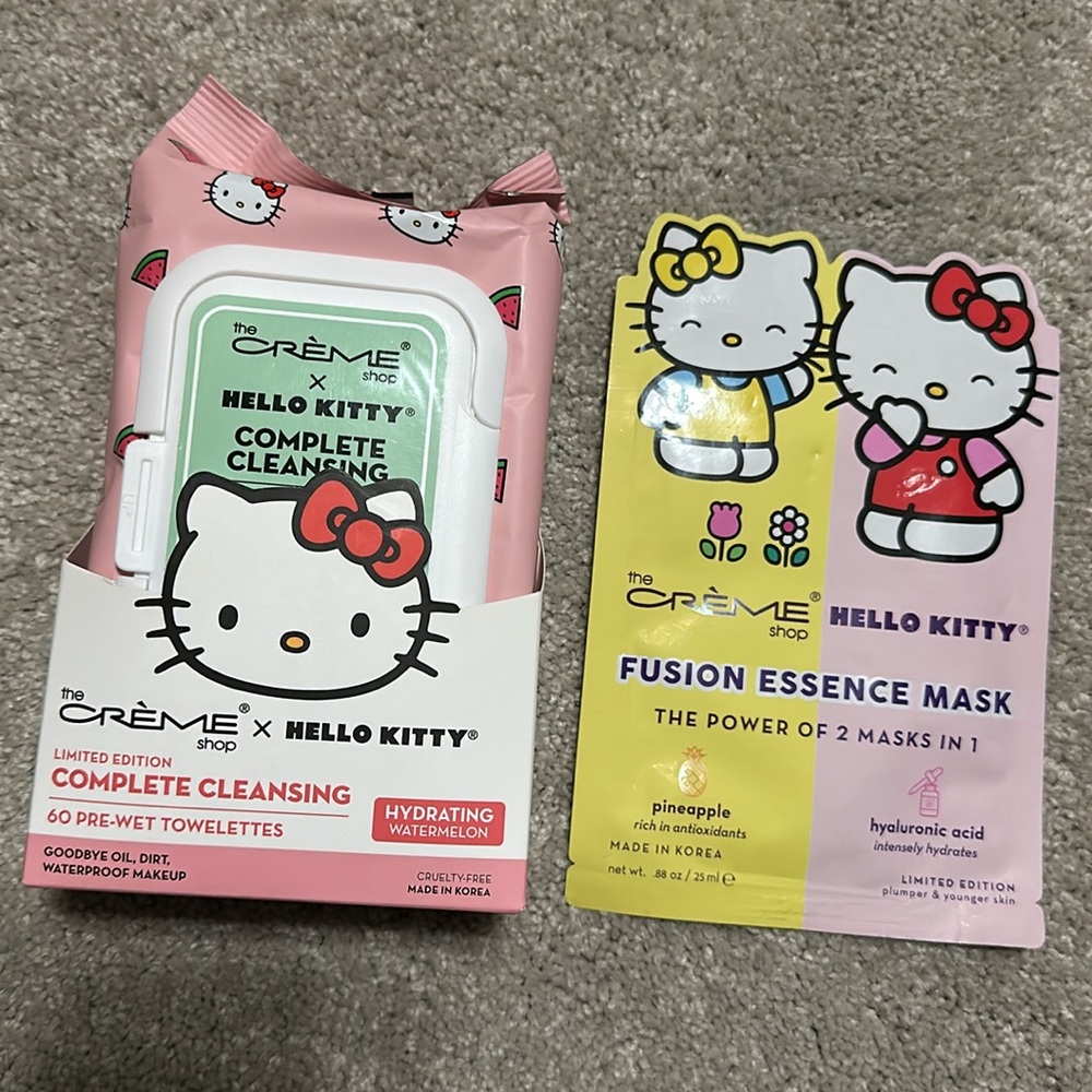 The Creme Shop x Hello Kitty Cleansing Towelettes and Face Mask Set